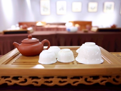 千萬別做兼職茶藝師，女人學(xué)茶藝好嗎？