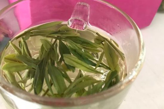 正常下一斤茶葉能喝多久，一個(gè)人一般一個(gè)月喝多少茶葉