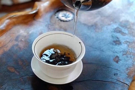 喝茶茶桌上的禮儀有哪些，泡茶待客十大禮儀不可不做！