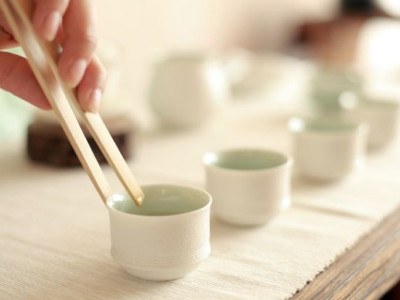 鐵觀音的泡法，水溫100°C最佳第一泡不能喝