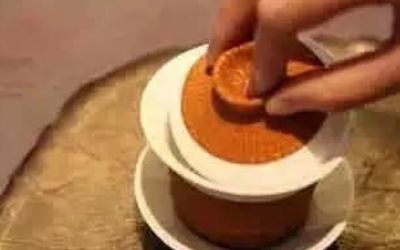 三才蓋碗的正確拿法，三才蓋碗抓碗法圖解