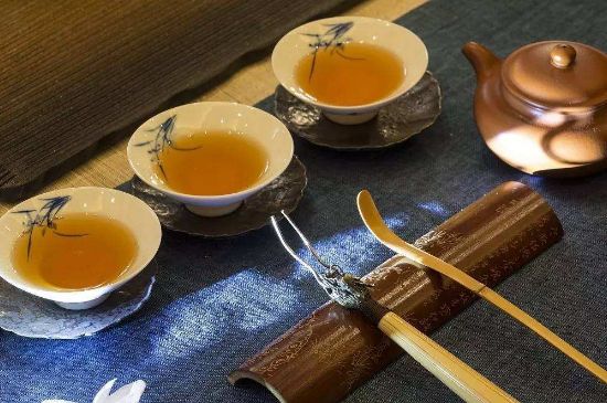哪些茶適合泡功夫茶，功夫茶應(yīng)該配什么茶葉