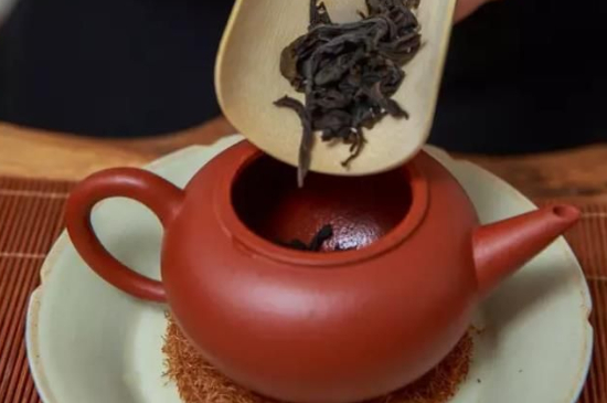 什么泥料的紫砂壺沖泡肉桂，武夷巖茶肉桂用哪種紫砂壺好？