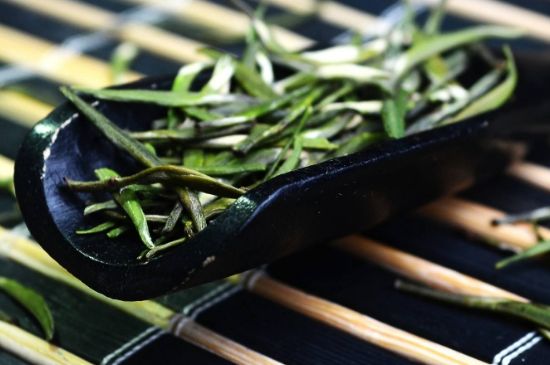 老茶和新茶哪個(gè)好，老茶好喝還是新茶好喝