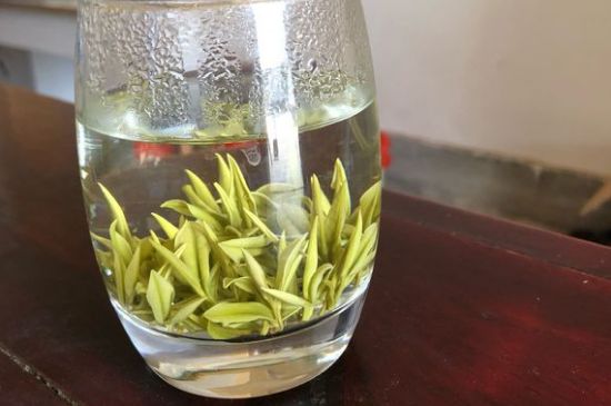 安吉白茶夏天怎么保存，安吉白茶能冷凍儲存嗎？