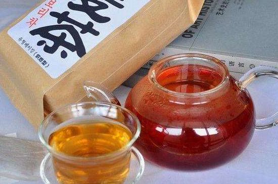 飯店喝的聞起很香的茶，餐館里的蕎麥茶還是大麥茶？