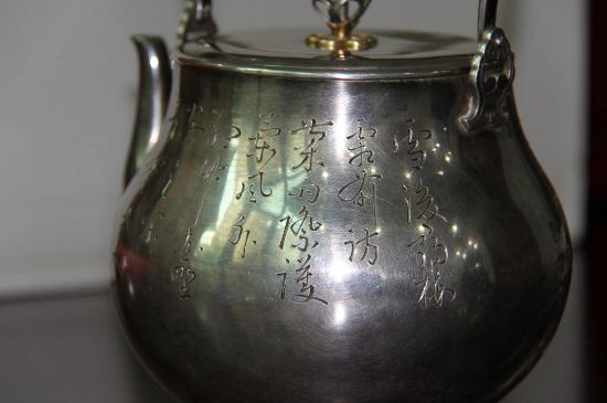 銀壺泡茶后為什么會(huì)變黑，銀壺內(nèi)膽發(fā)黑怎么辦