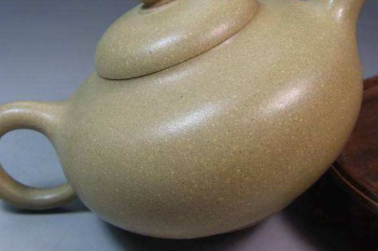 一把真正的本山綠泥壺最低多少錢，什么價(jià)格能買到本山綠泥紫砂壺？