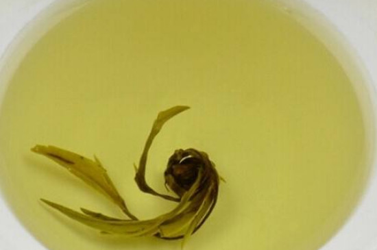 茉莉龍珠茶男人能喝嗎，男性夏季可以喝龍珠茶嗎