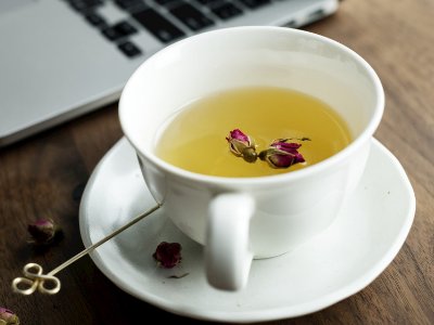 玫瑰花茶能豐胸嗎，天然豐胸花茶