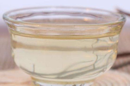 茉莉龍珠什么季節(jié)喝，夏天適合喝茉莉龍珠茶