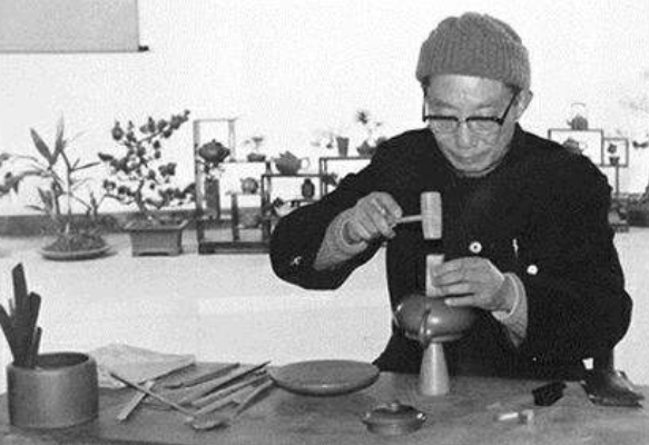 景舟八式紫砂壺圖片及名稱，經(jīng)典壺型顧景舟八式值多少錢？