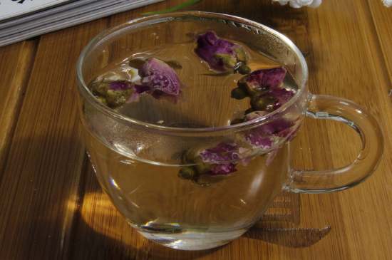 怎么判斷玫瑰花茶好不好，玫瑰花茶怎么樣鑒別