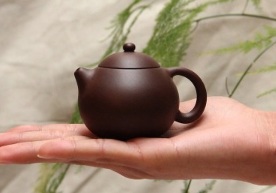 宜興紫砂壺四大經(jīng)典壺型叫什么，傳統(tǒng)紫砂四大名壺介紹