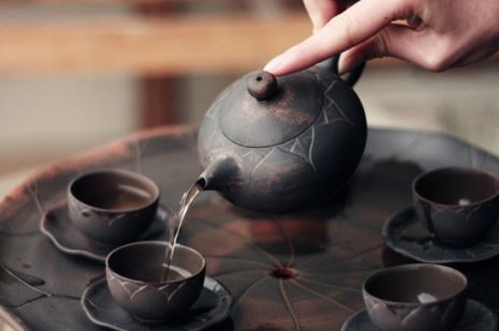 坭興陶主要泡什么茶，廣西坭興陶壺適合泡哪些茶？