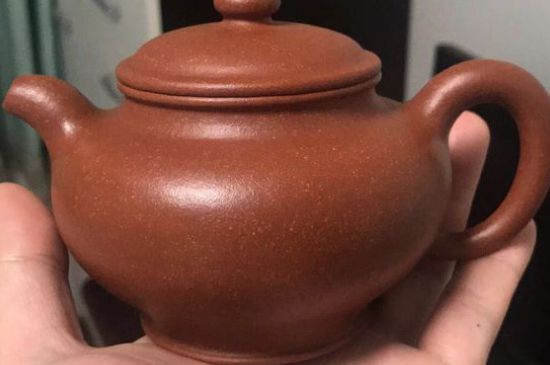 正宗紫砂壺多少錢(qián)一套，一套正宗宜興紫砂壺什么價(jià)格