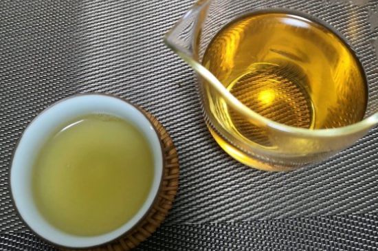 7年壽眉和2年白牡丹哪個(gè)好，老白茶壽眉與白牡丹的口感區(qū)別