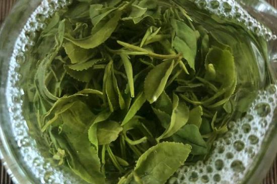 綠茶放了三年還能喝嗎，綠茶放久了喝了會怎樣