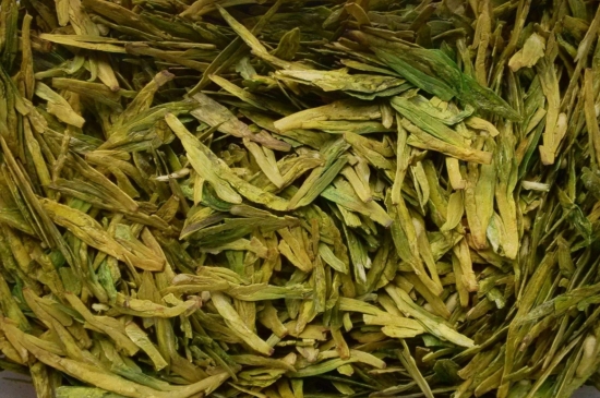 西湖龍井茶毫和發(fā)霉區(qū)別圖片，長霉的龍井茶葉會是什么樣？