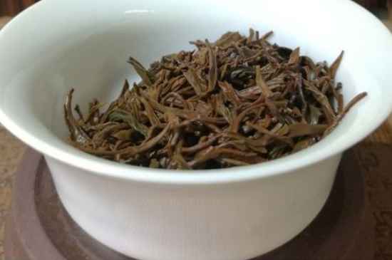 正山小種適合女人喝嗎，女人經(jīng)常喝正山小種茶好嗎