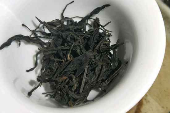 正山小種適合女人喝嗎，女人經(jīng)常喝正山小種茶好嗎