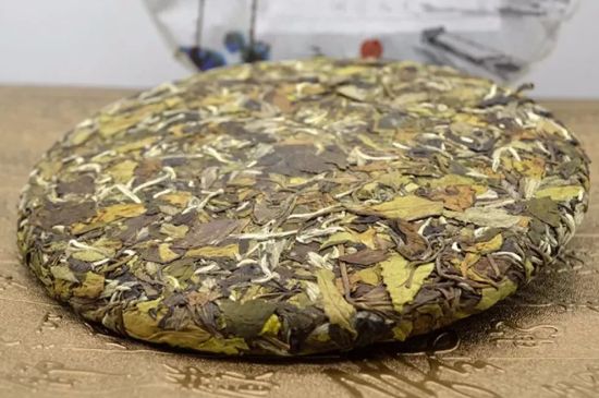 怎么撬老白茶茶餅不容易碎，福鼎白茶如何撬茶方法