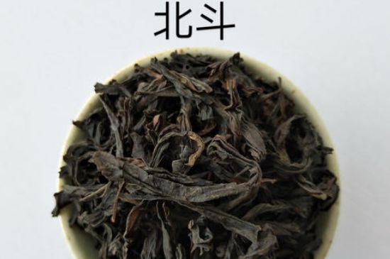 大紅袍四大品種有哪些，大紅袍的種類和著名品種特點(diǎn)介紹