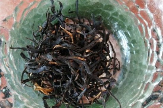 女人晚上喝紅茶好嗎，女人紅茶啥時候喝最好？