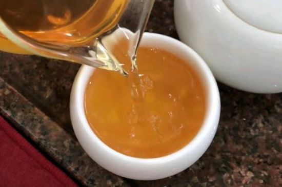 女人晚上喝紅茶好嗎，女人紅茶啥時候喝最好？