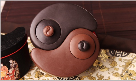 太極陰陽紫砂壺，創(chuàng)意格紫砂壺